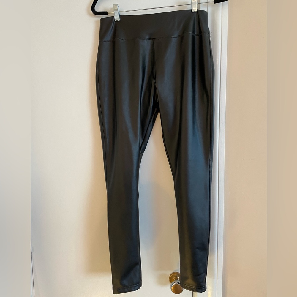 Faux Leather black pants. Size Medium. Worn once. Great condition.